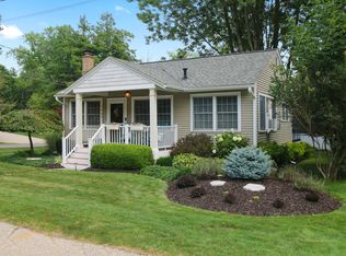 3065 May Ave, Douglas, MI 49406