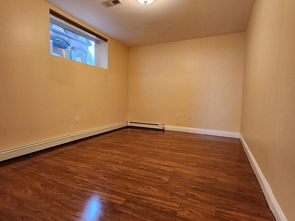 Spare Room (no closet)