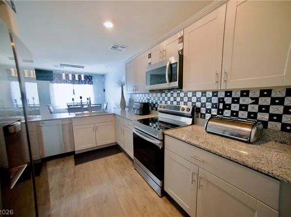 12262 Azure Gate Rd #3, Las Vegas, NV 89183