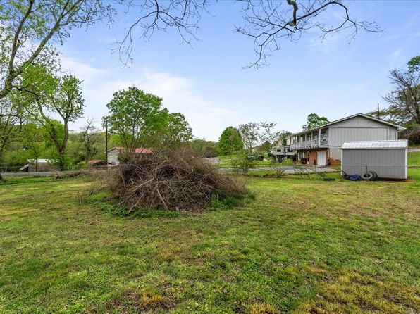 890 Shellmound Rd, Jasper, TN 37347