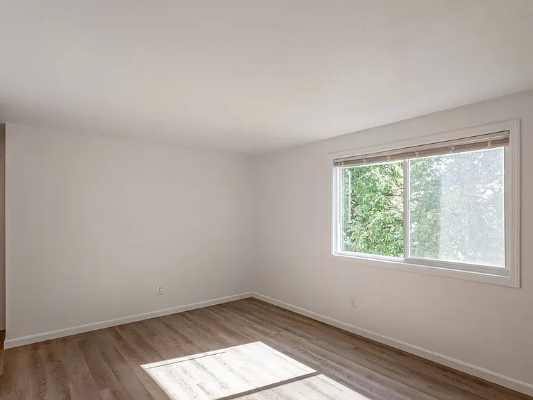 Campus View Apartments near EWU! — Photo 15