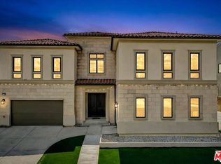 12509 N Saddle Ct, Northridge, CA 91326