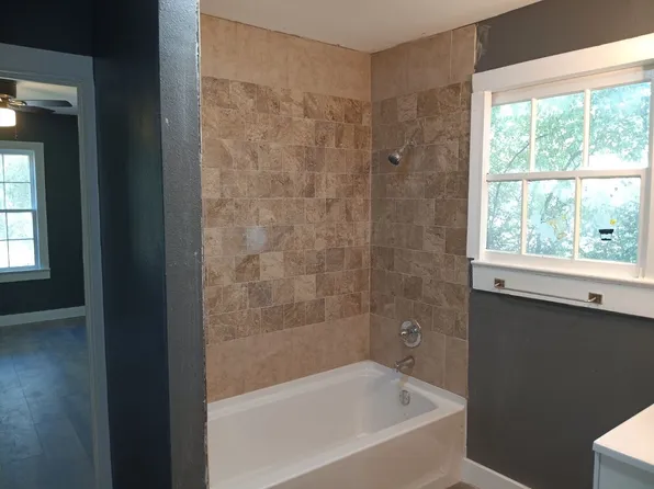 1025 Cedar St, Paris, TX 75460