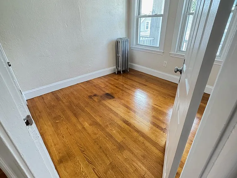 43 Atkins St #4D — Photo 3