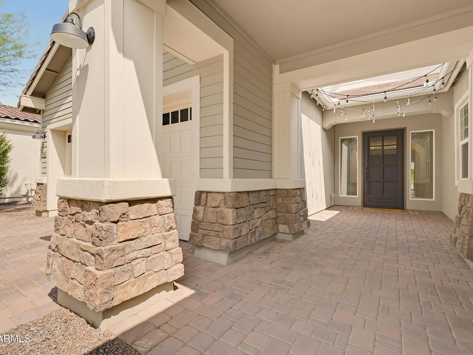 4 bed, 3.5 bath, 3161 sqft, $3,900 — Photo 4