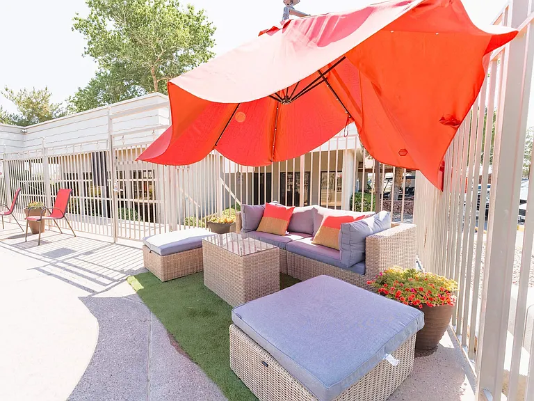 Cantera Apartments — Photo 4