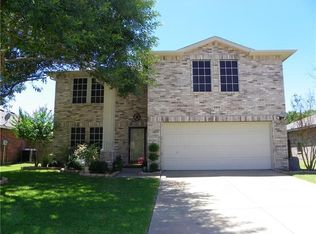 8104 Winding Stream Ln, Denton, TX 76210