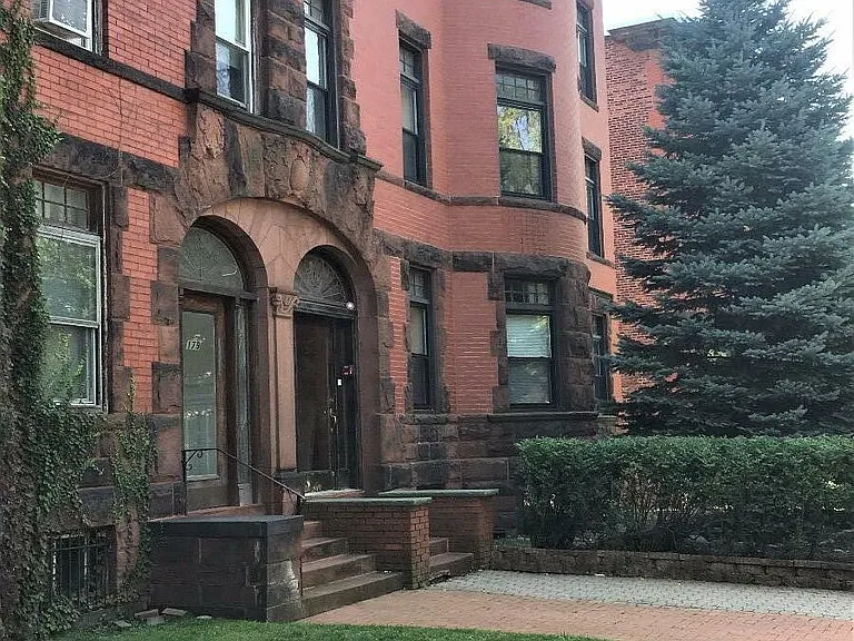 1801 Beacon St #2 — Photo 32