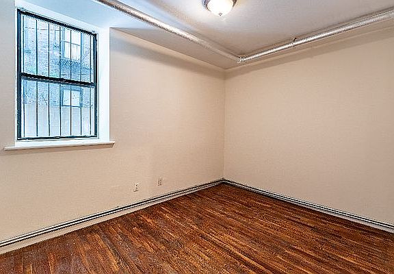 2nd image of 510 W 171st St #B1
