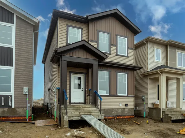 256 Black Stone Dr, Leduc, AB T9E 1G2