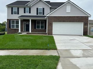 9428 Maplelawn Ct, Ypsilanti, MI 48197