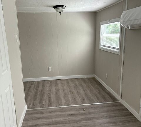 2nd image of 504 Macon Embro Rd