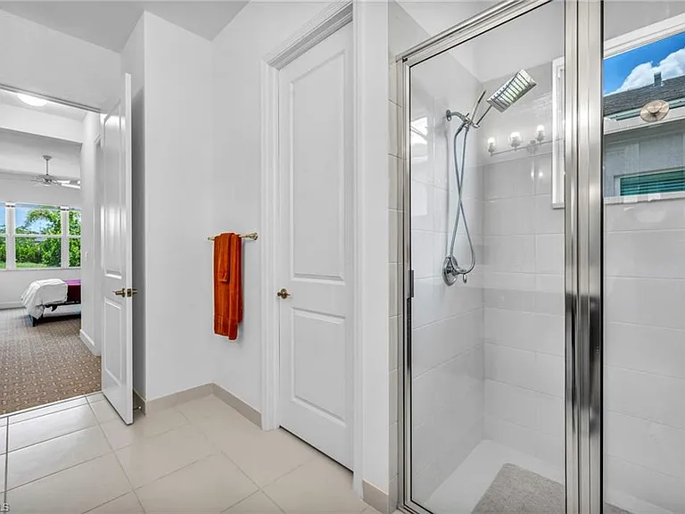 12445 Dahlia Ct — Photo 9