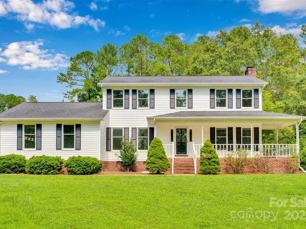 104 Silverina Ct, Earl, NC 28152