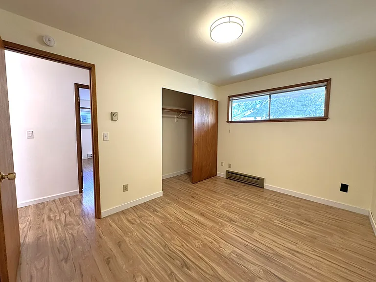 3rd bedroom with closet