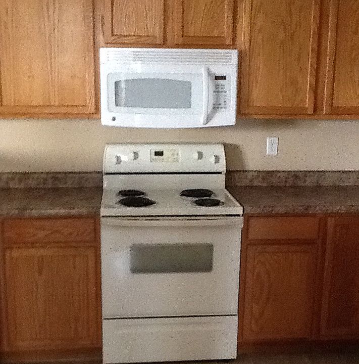 1st image of 17238 W Lundberg St