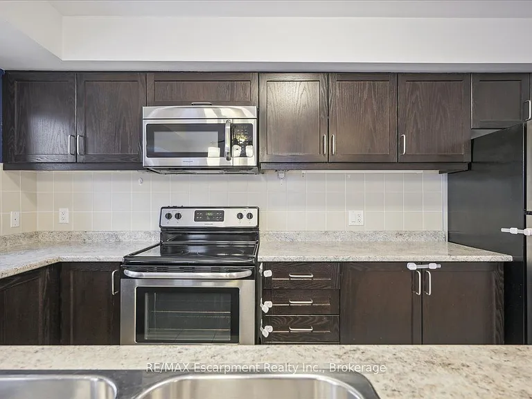 2441 Greenwich Dr #64 — Photo 26