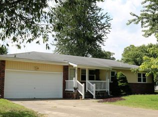 5757 S Tulip Ln, Battlefield, MO 65619