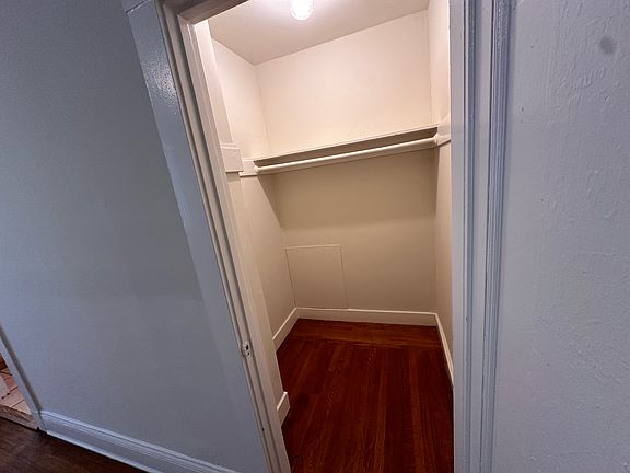 3rd image of 555 Jones St APT 406