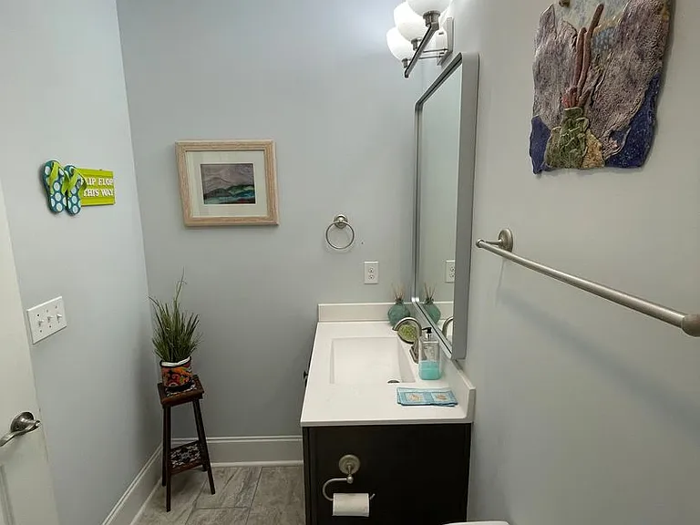 1351 Ogelthorp Dr NW — Photo 17