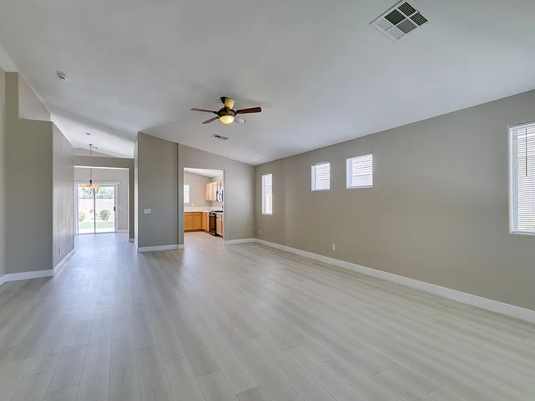 10342 Spider Rock Ave — Photo 24