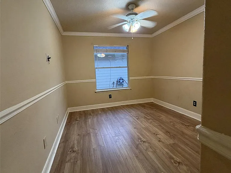 7811 Fall Glen Dr — Photo 13