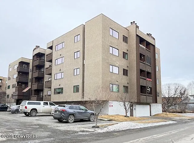 Building Photo - 380 E 11th Ave #B-421