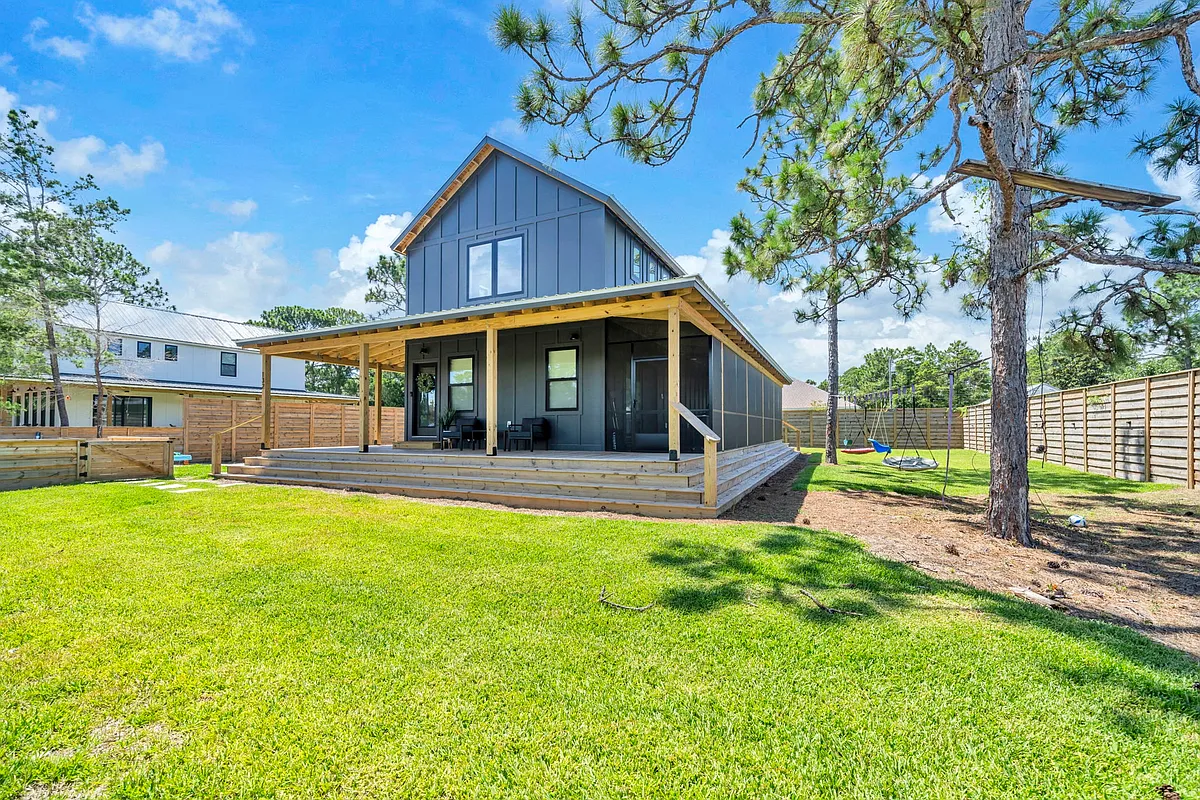 Building Photo - 132 Foxmeyer Dr