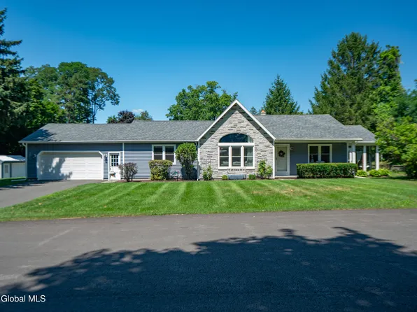 2A Dawn Drive, Latham, NY 12110