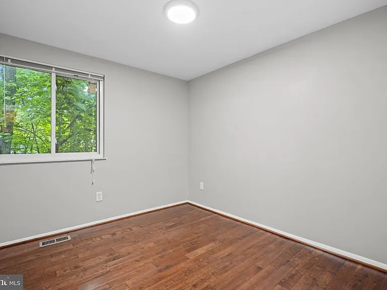 5863 Jacksons Oak Ct — Photo 19