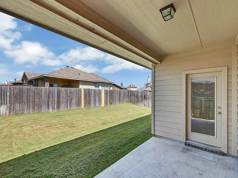 11061 Erinmoor Trl — Photo 23