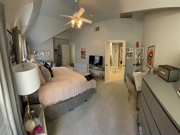 Very very big master bedroom.