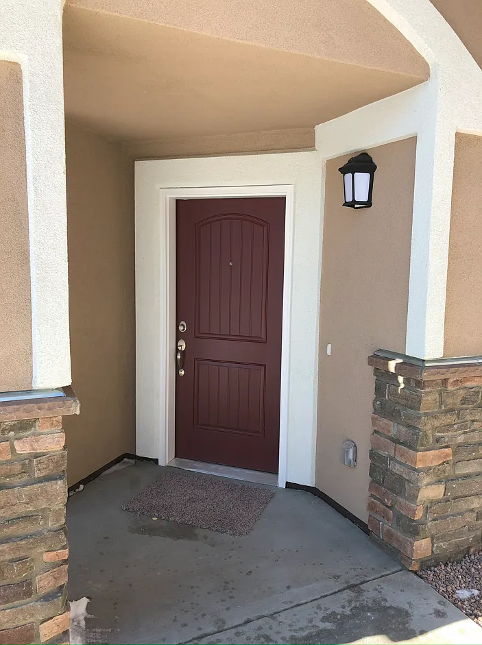 3 bed, 2.5 bath, 1600 sqft, $2,350 — Photo 2