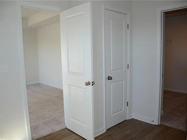 1121 Point Place Dr — Photo 22