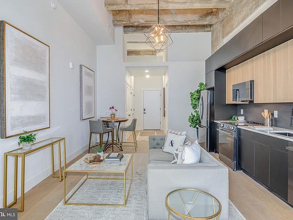5th image of 901 3rd St NE Unit 105