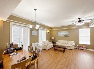 325 NW 14th St APT 307, Gainesville, FL 32603