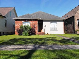 6038 Gen Haig St, New Orleans, LA 70124