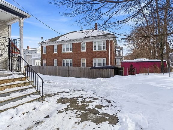 3rd image of 162 Humboldt Ave