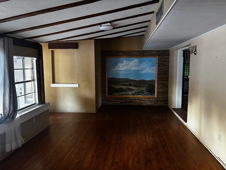 10604 Sparks Cir — Photo 4