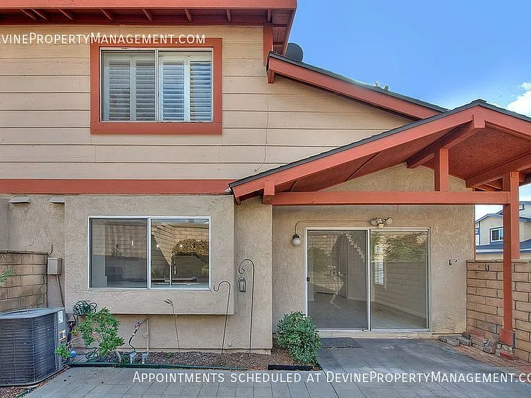 902 California Privado — Photo 2