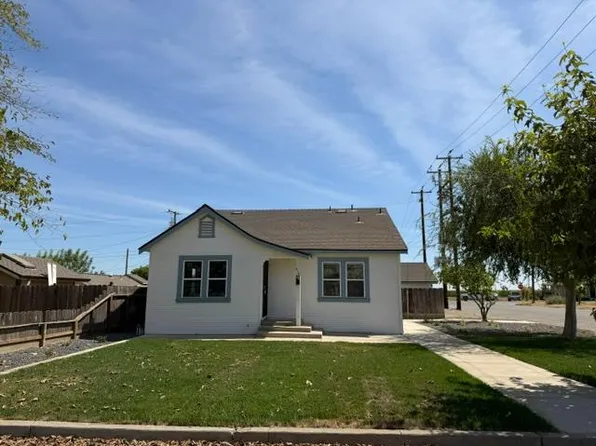 470 2nd St, Gustine, CA 95322