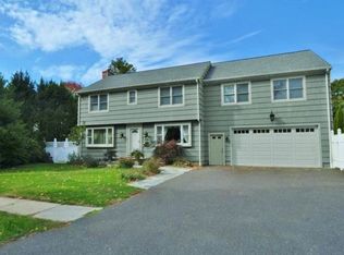 151 Bradley St, Fairfield, CT 06824