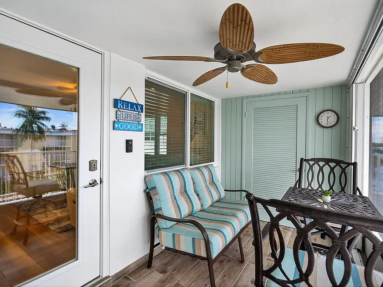 110 Shore Ct #301 — Photo 5