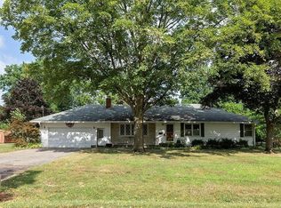 132 Walnut Dr, Amherst, OH 44001