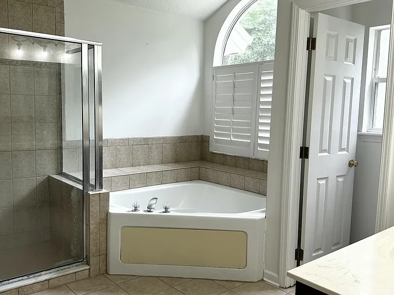 2298 Huckins Ct — Photo 20