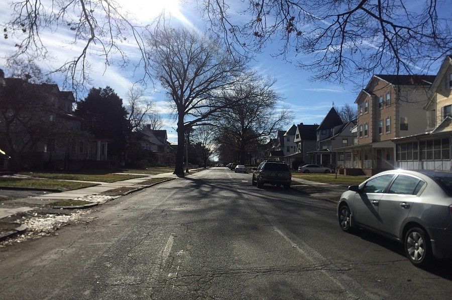 1st image of 48 Hawthorne Ave