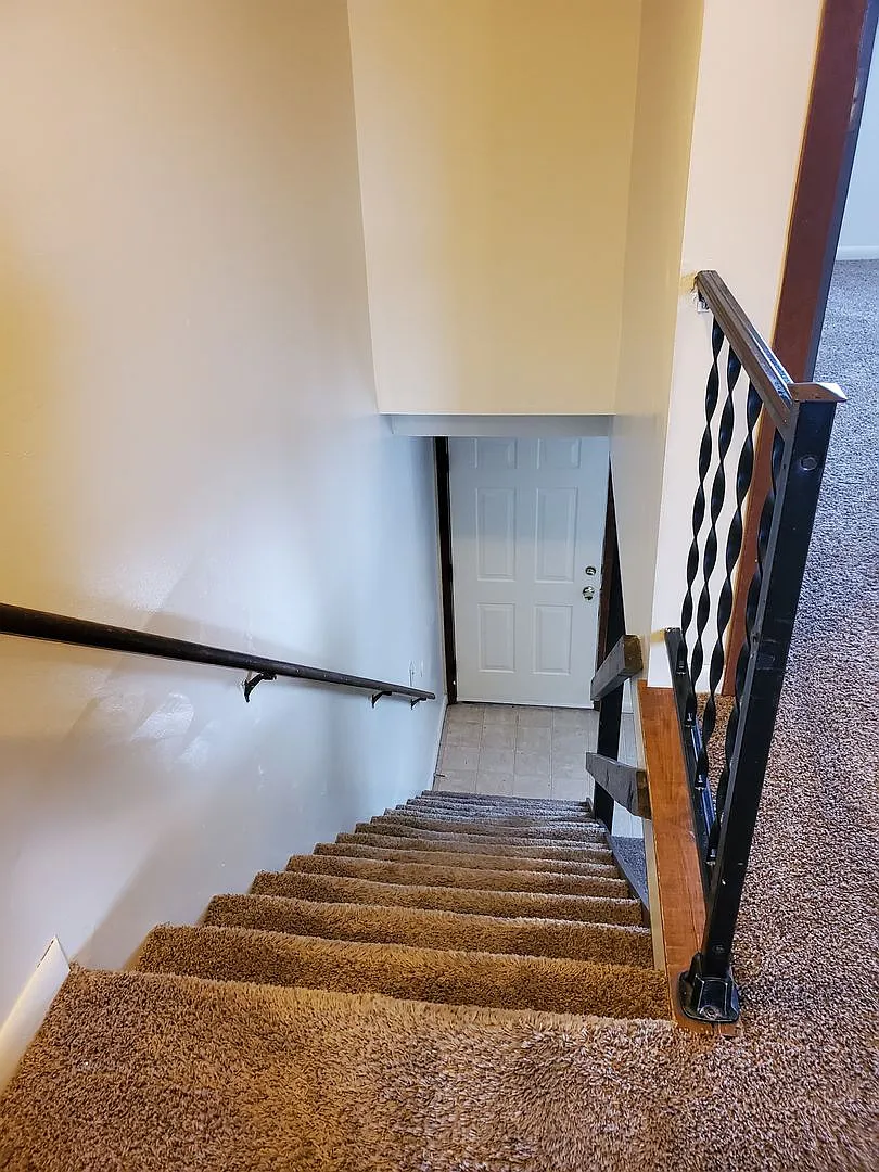 1440 Fir Avenue — Photo 3