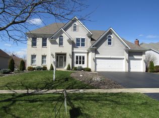 803 Pottawatomie Trl, Batavia, IL 60510