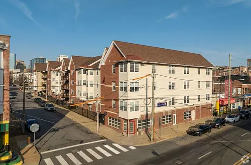 226 W 4th St #A3 Photo 1 226 W 4th St #A3 Photo 1