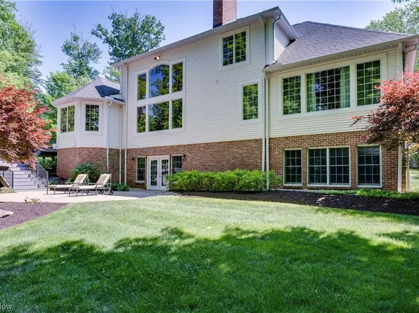 37387 Mera Ct, Solon, OH 44139